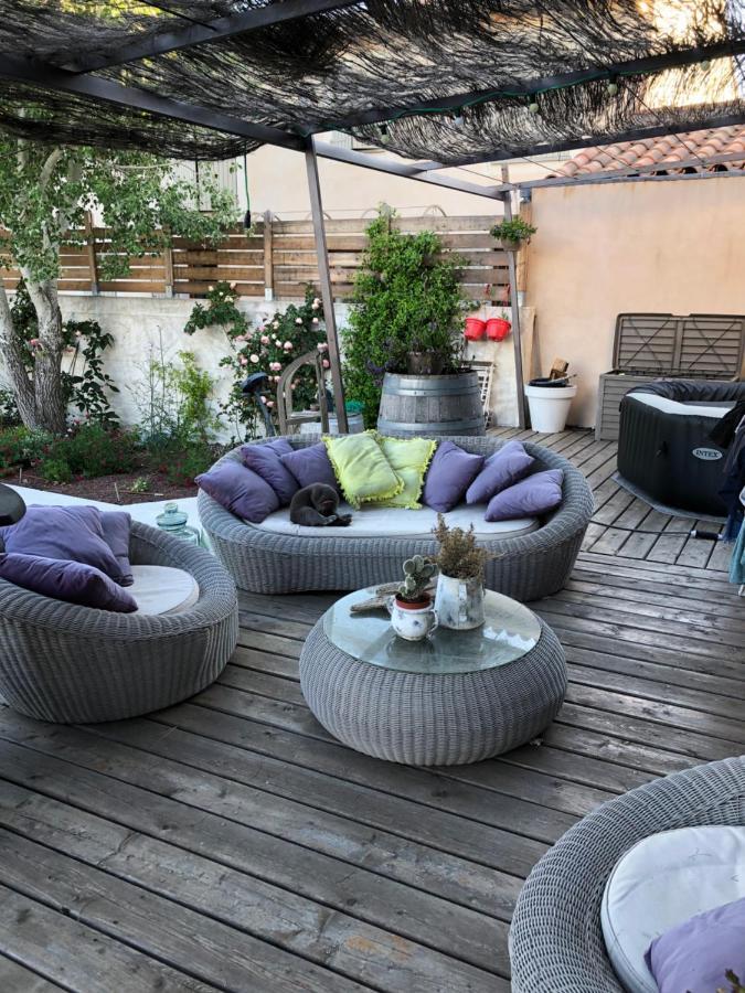 Chambre Et Table D Hotes Chez Dom Sainte-Cécile-les-Vignes Exterior foto